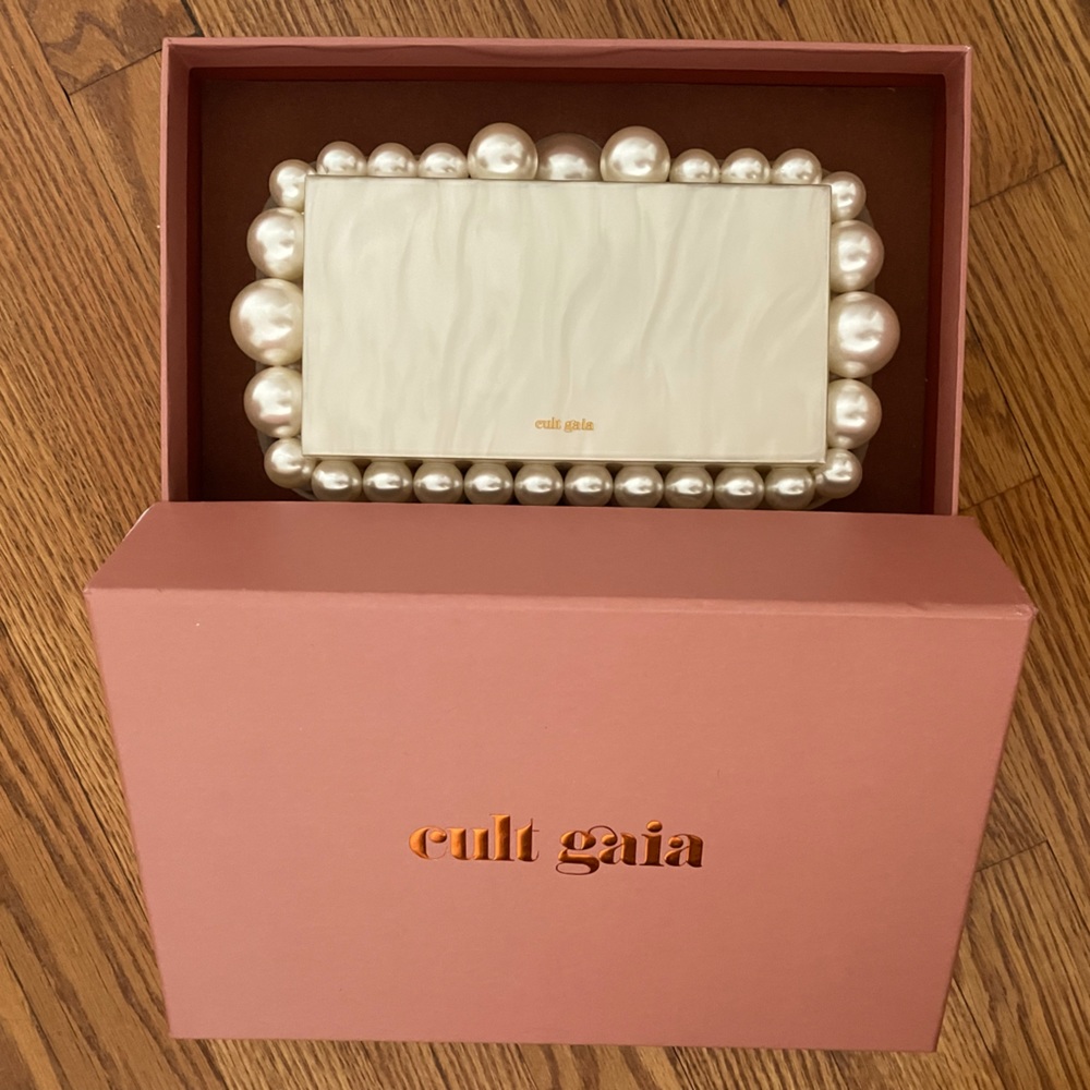 Cult Gaia Eos Pearl clutch - mint condition